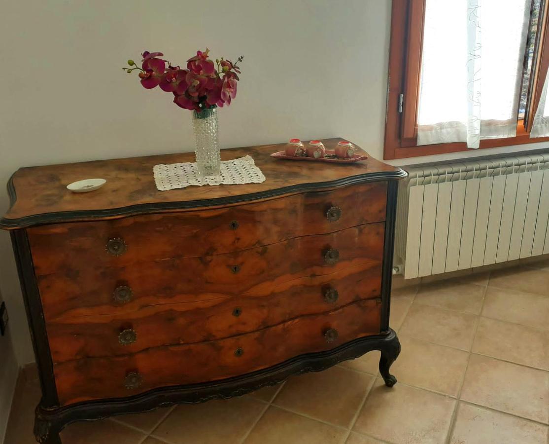 B/B Casa Angela Bed & Breakfast ฟิเร็นซัวลา ภายนอก รูปภาพ